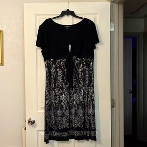 WOMEN’S PLUS SIZE DRESS : SIZE 20